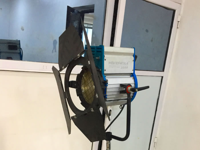 Tungsten Fresnel – 1000w/2000w