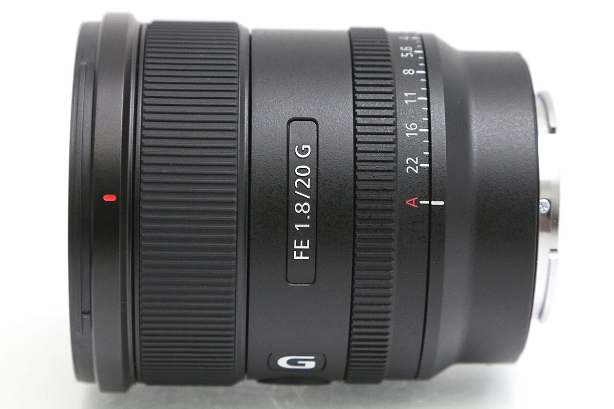 Sony 20mm f/2.8 Lens