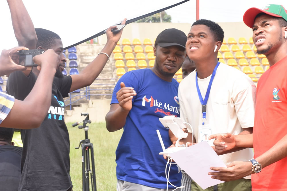 Flight maneuvers training in Lagos